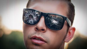zuckoff-glasshole-1152x648.jpg